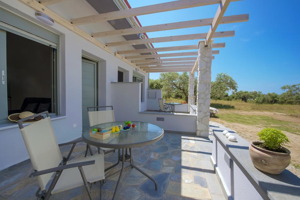 Terra Di Olive Apartment Potos Ngoại thất bức ảnh
