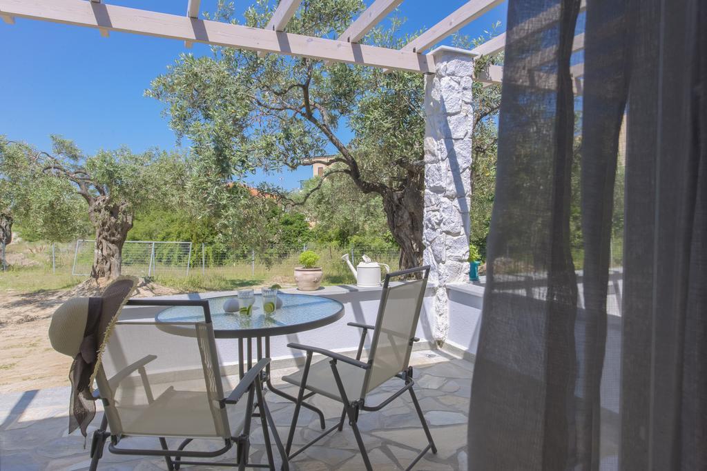 Terra Di Olive Apartment Potos Ngoại thất bức ảnh