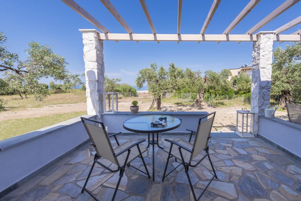 Terra Di Olive Apartment Potos Ngoại thất bức ảnh