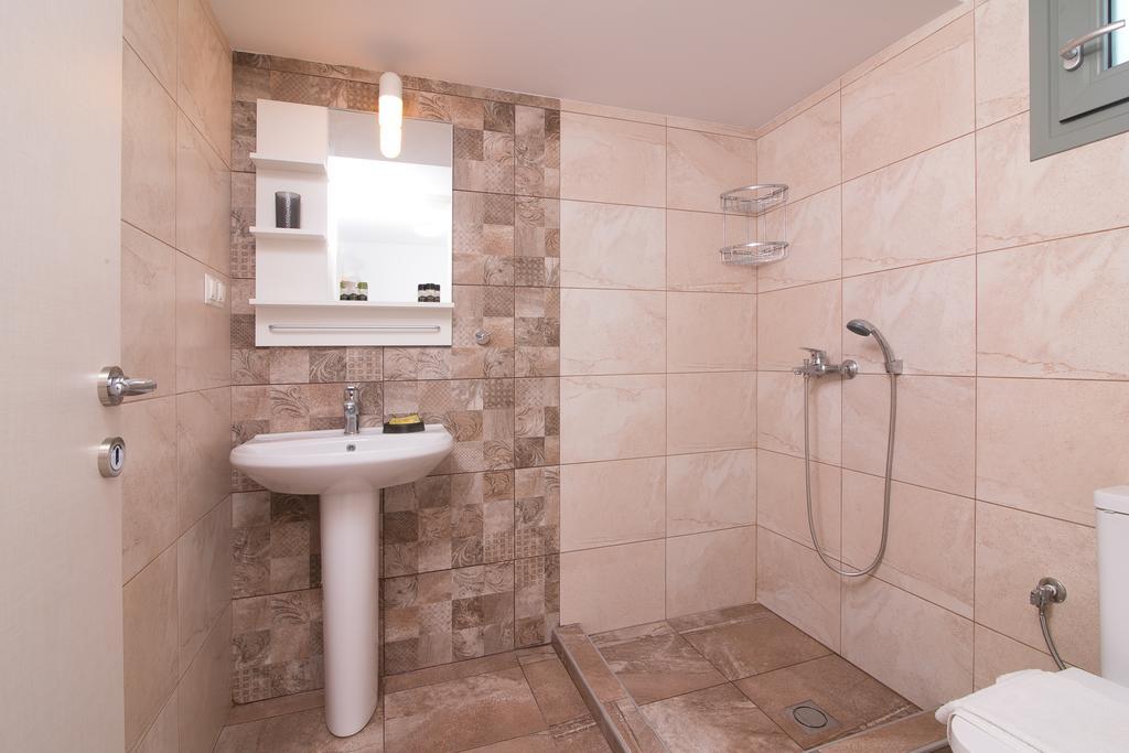 Terra Di Olive Apartment Potos Ngoại thất bức ảnh
